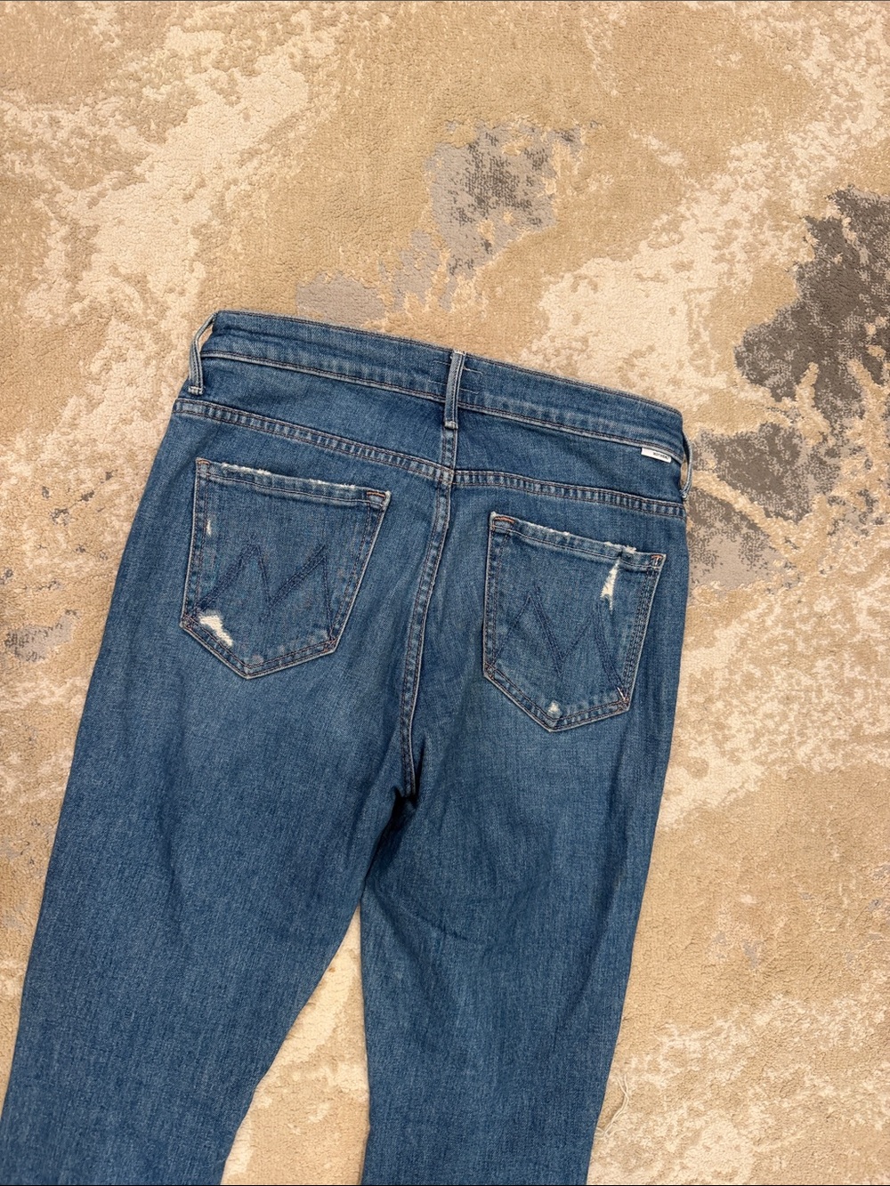 MOTHER the weekender fray jeans size 27 - Picture 13 of 13